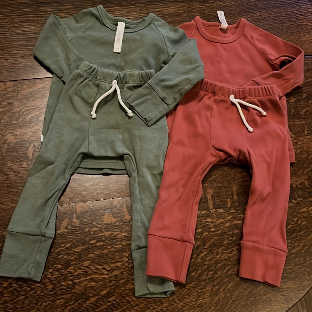 2 Rib Knit Sets // Crocodile and Barn Red